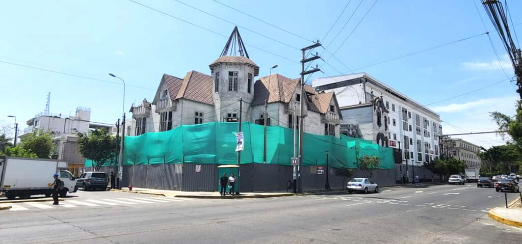 Casa Boza y su Demolición en Miraflores, Lima,Perú